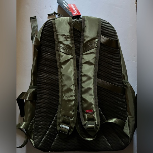 Supreme Dark Green Backpack - Picture 2 of 4